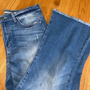 NWOT Straight wide leg women’s jean